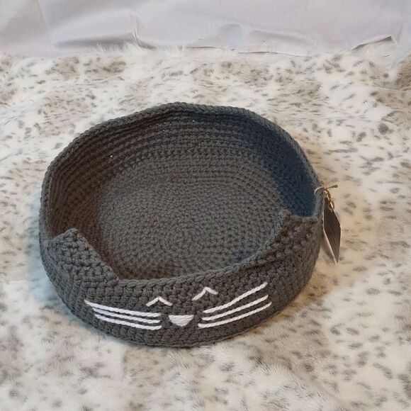 Handmade Kitty Cat Napping Bed - Picture 1 of 4